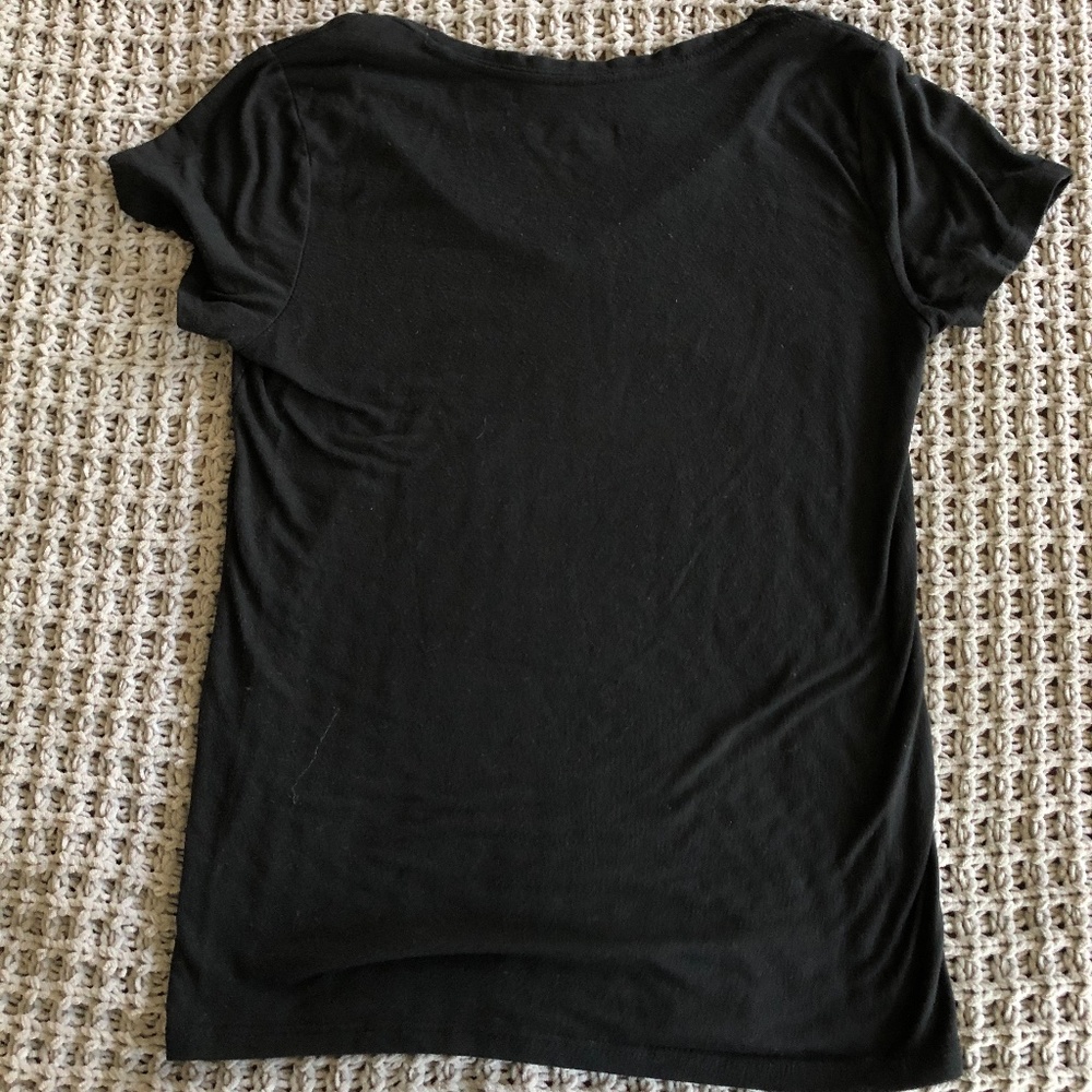 Black V-Neck - Picture 2 of 3